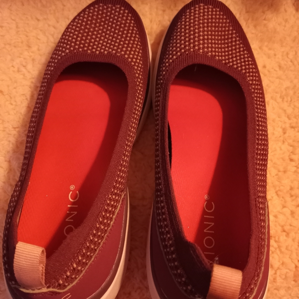 VIONIC Orthopedic Flat Shoes